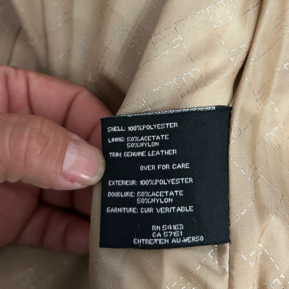 Cole Haan trench coat 🧥 beige color women’s size small pockets and belt - Picture 6 of 6